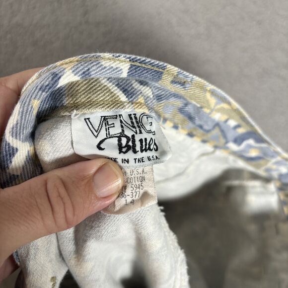 Vintage‎ Venice Blues Shorts Women’s Size 14 Aztec Pattern Blue Yellow White 90s - Picture 6 of 8